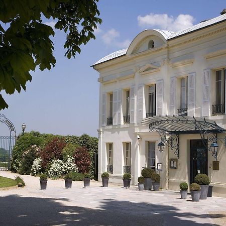 Pavillon Henri IV Hotel Restaurant Gastronomique Terrasse Saint-Germain-en-Laye Exterior foto