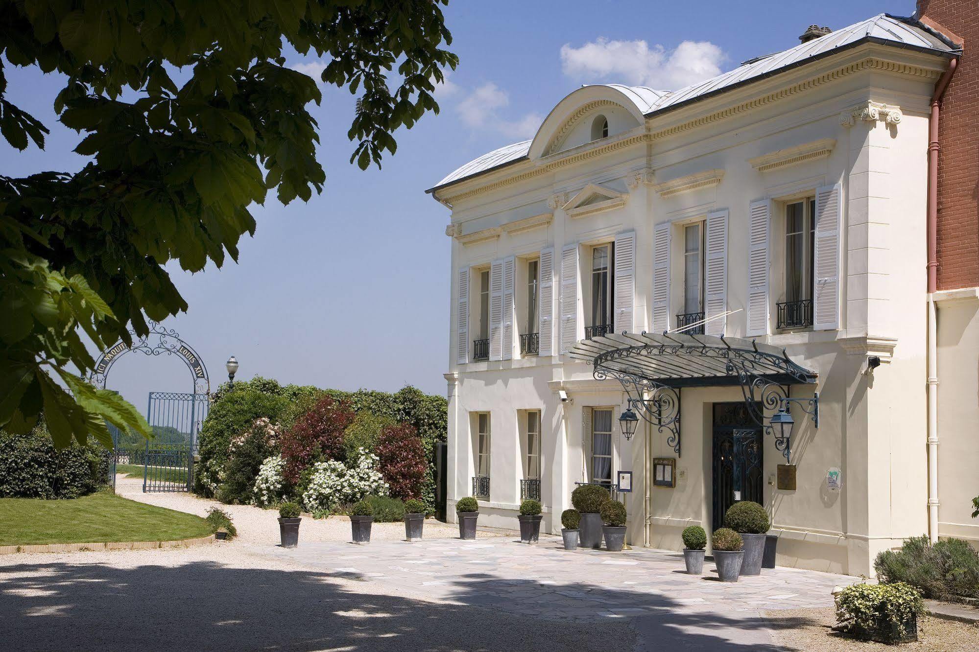 Pavillon Henri IV Hotel Restaurant Gastronomique Terrasse Saint-Germain-en-Laye Exterior foto