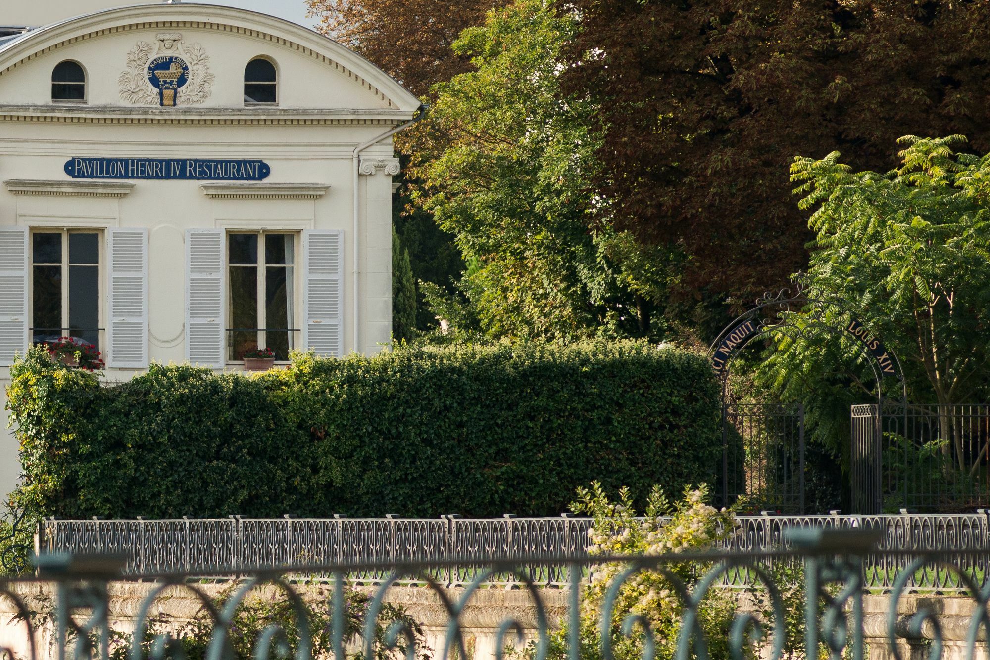 Pavillon Henri IV Hotel Restaurant Gastronomique Terrasse Saint-Germain-en-Laye Exterior foto